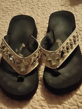 Montana West Flip Flops